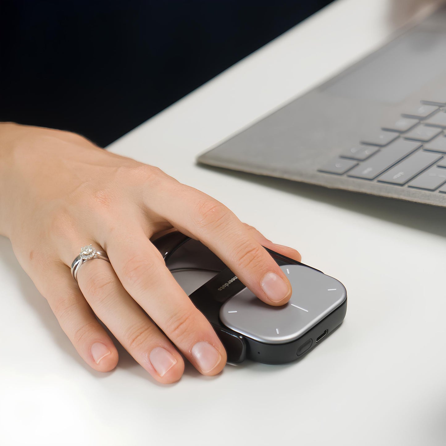 WIRELESS MOUSE WITH BUILT-IN AI | Cheerdots 2