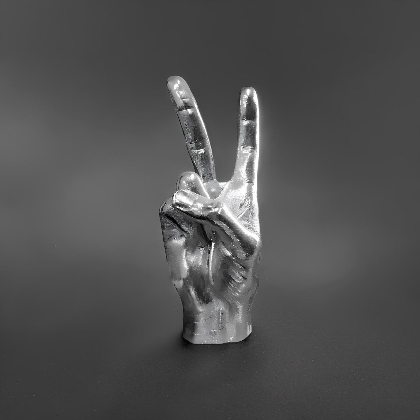 RESIN STATUETTE 'Victory'